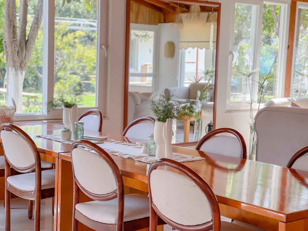 Oase Garden Hotel Чирали Екстериор снимка
