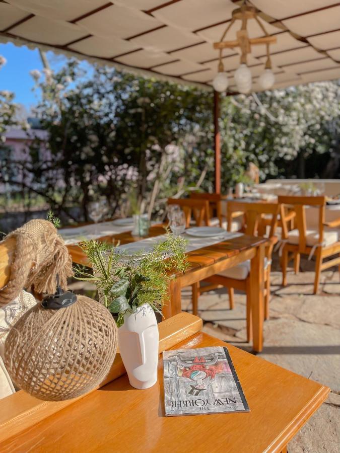 Oase Garden Hotel Чирали Екстериор снимка