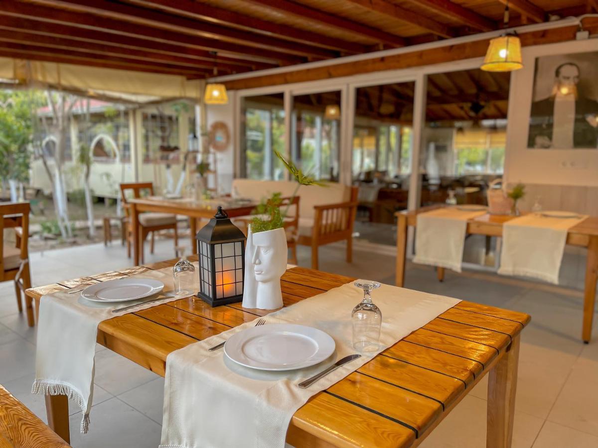 Oase Garden Hotel Чирали Екстериор снимка