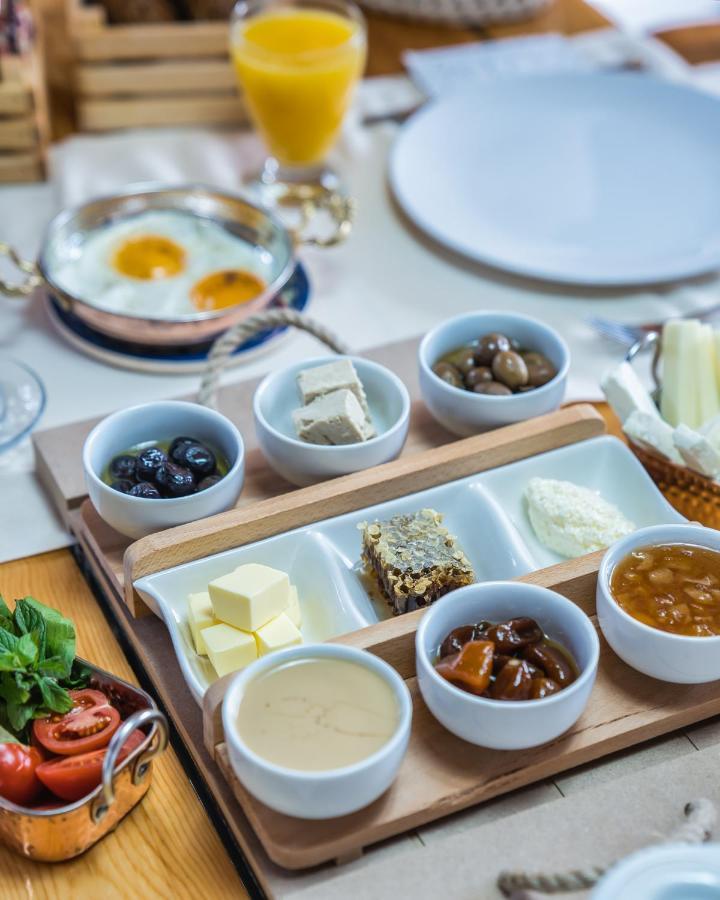 Oase Garden Hotel Чирали Екстериор снимка