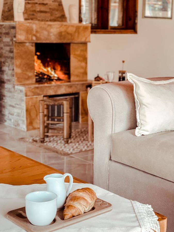 Oase Garden Hotel Чирали Екстериор снимка