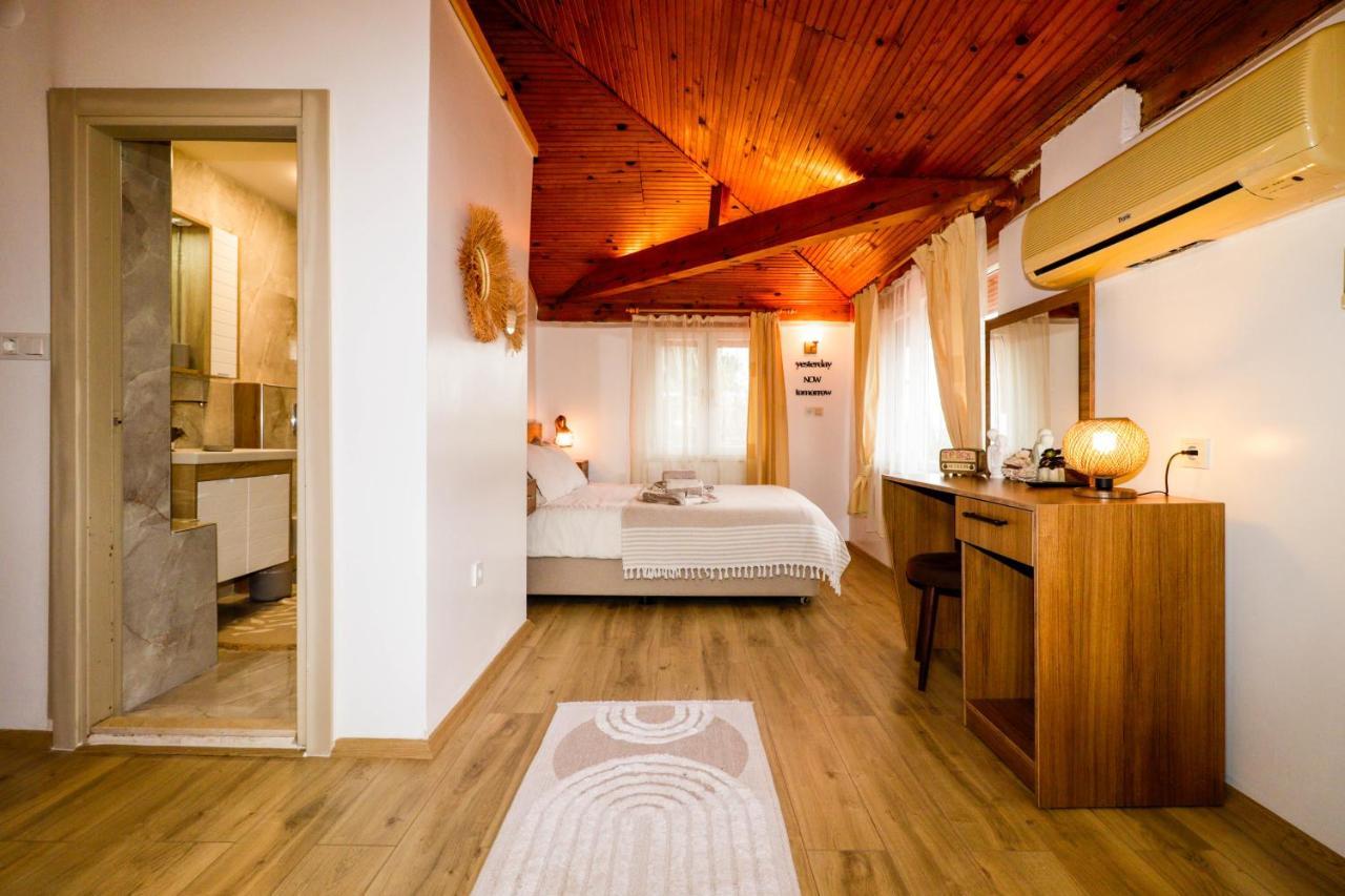 Oase Garden Hotel Чирали Екстериор снимка